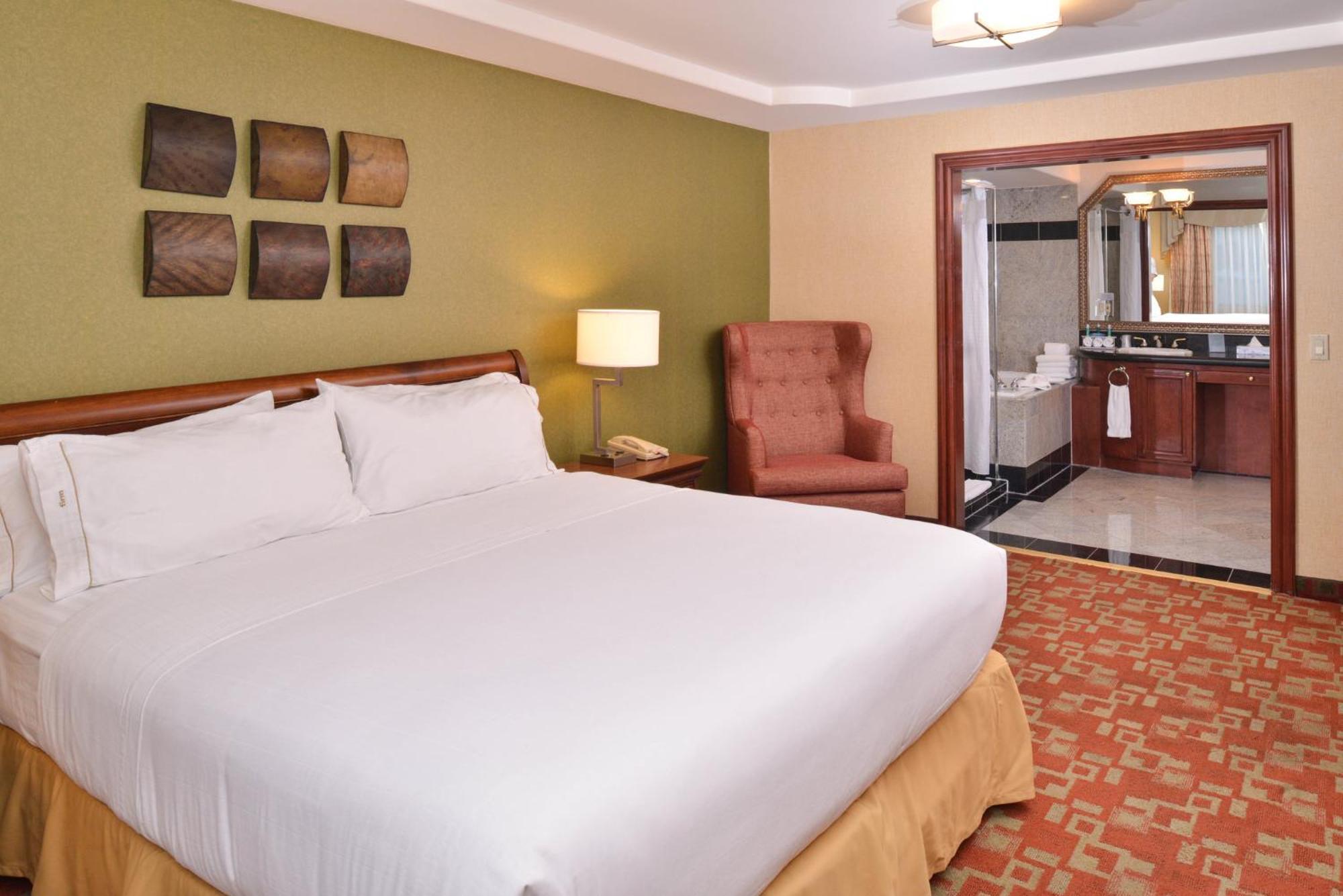 Express & By Ihg Hotel