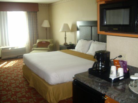 Hotel Express & By Ihg