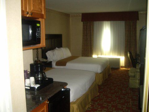 Hotel Express & By Ihg 2*