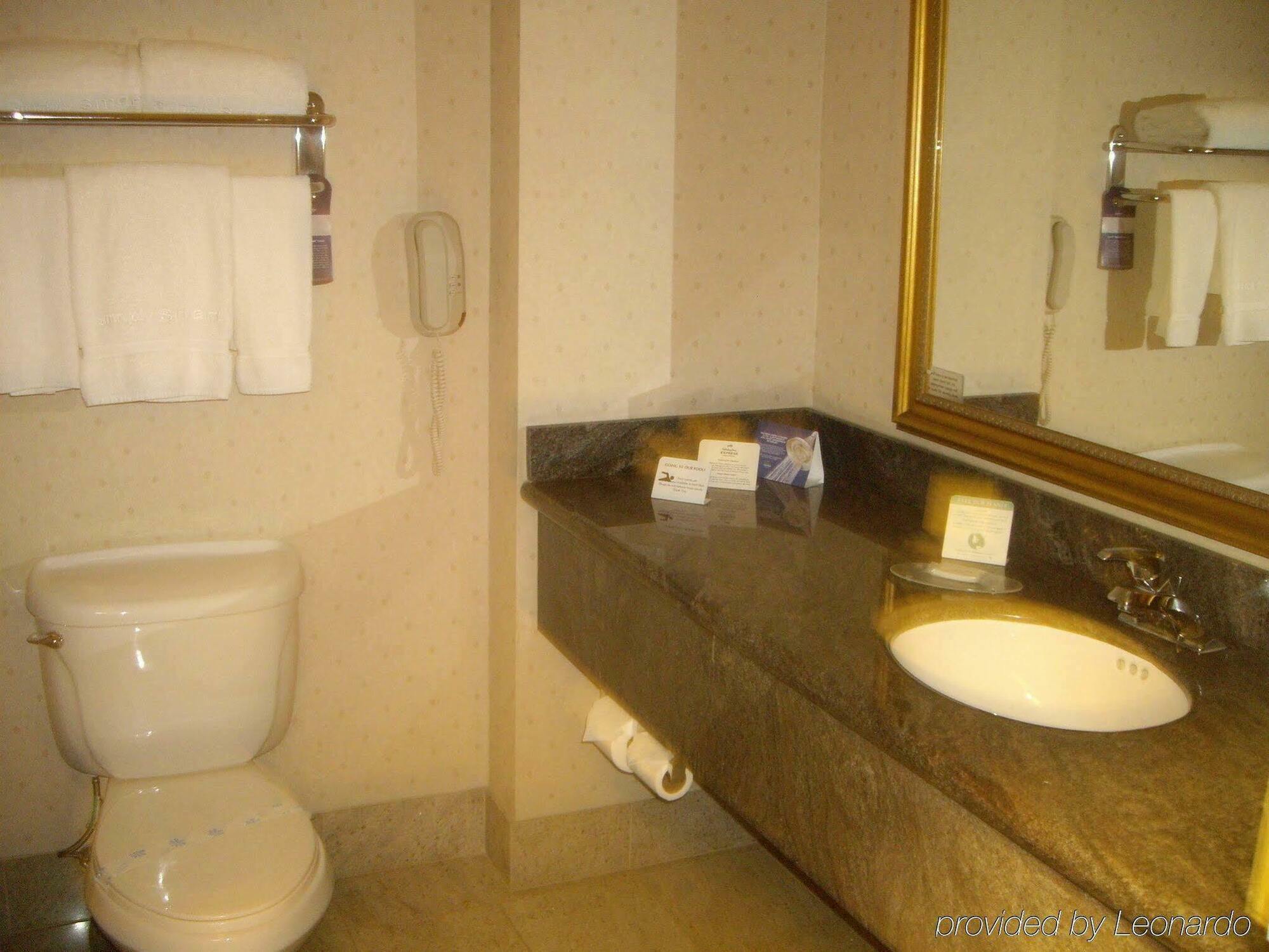 Express & By Ihg Hotel El Centro